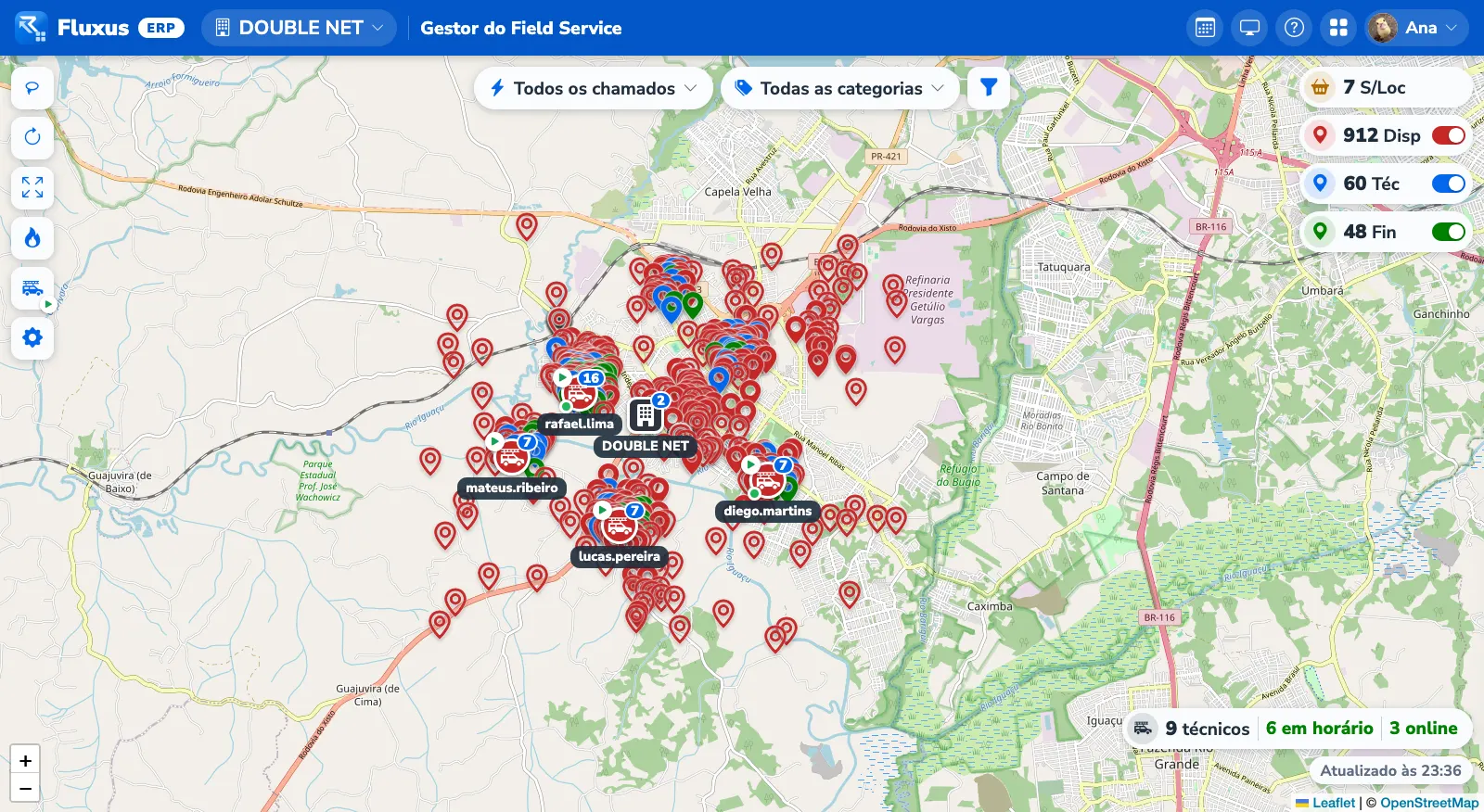 Um exemplo do que fazemos: o mapa do gestor de equipes de campo, com os técnicos e os chamados ao vivo